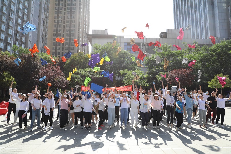 生態(tài)水泥：靠譜！金牌管家將暖心服務送到職工心坎里