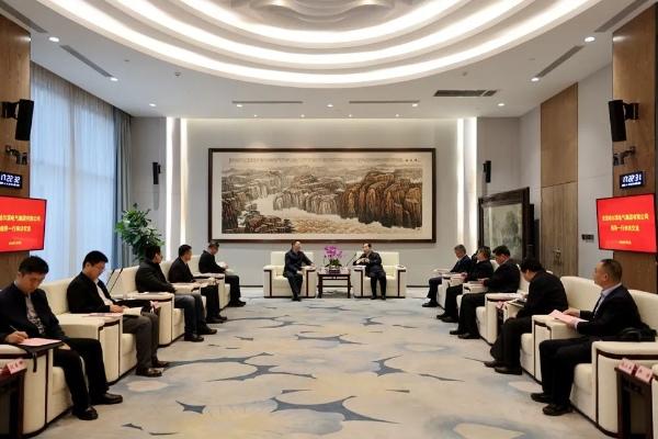 哈電集團(tuán)黨委副書記、董事、總經(jīng)理黃偉一行到陜煤集團(tuán)座談交流