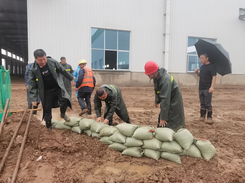 龍門(mén)綠碳公司：迎難而上 安全度汛